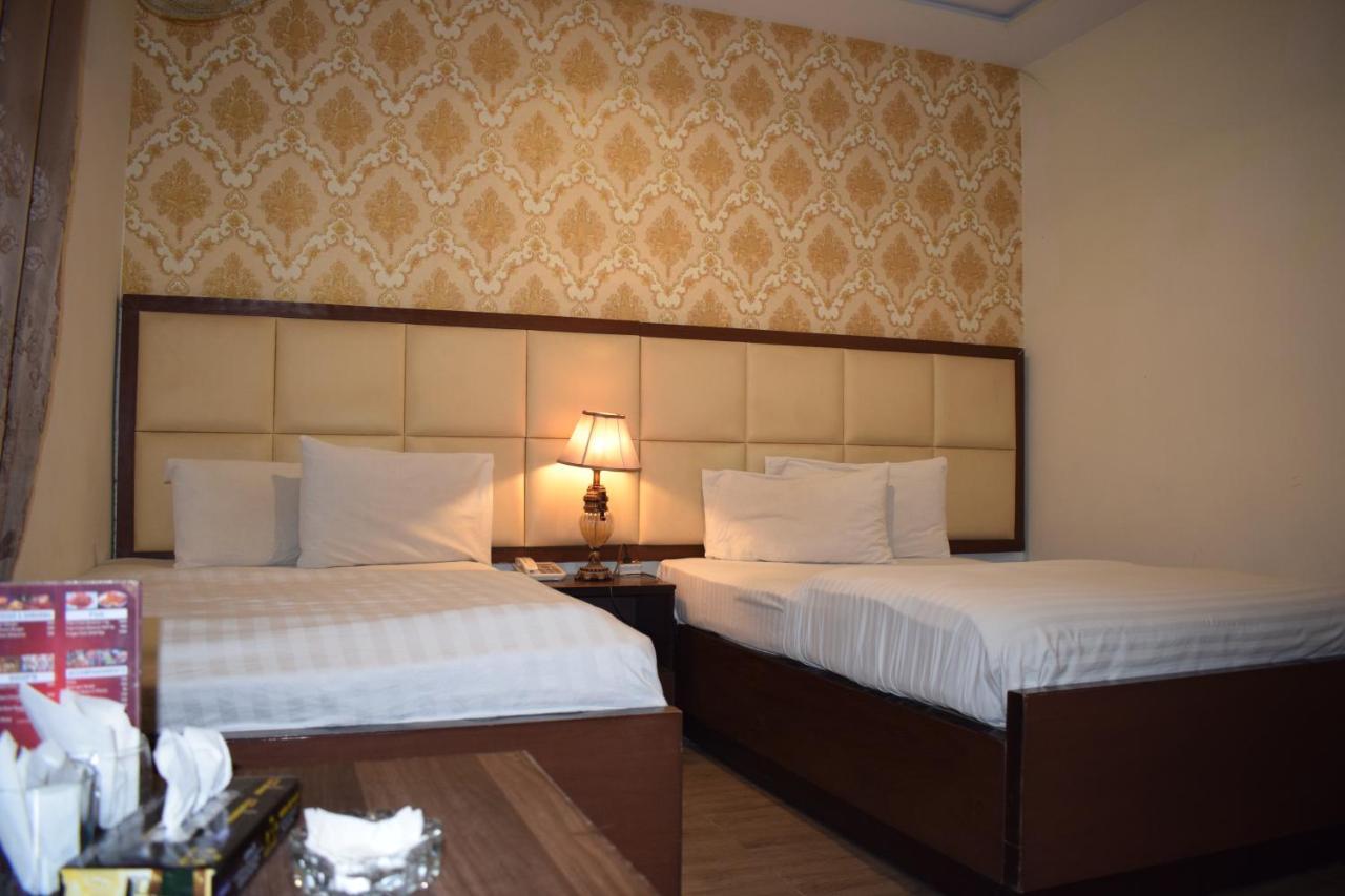 Hotel Pak Continental มุลตาน ภายนอก รูปภาพ