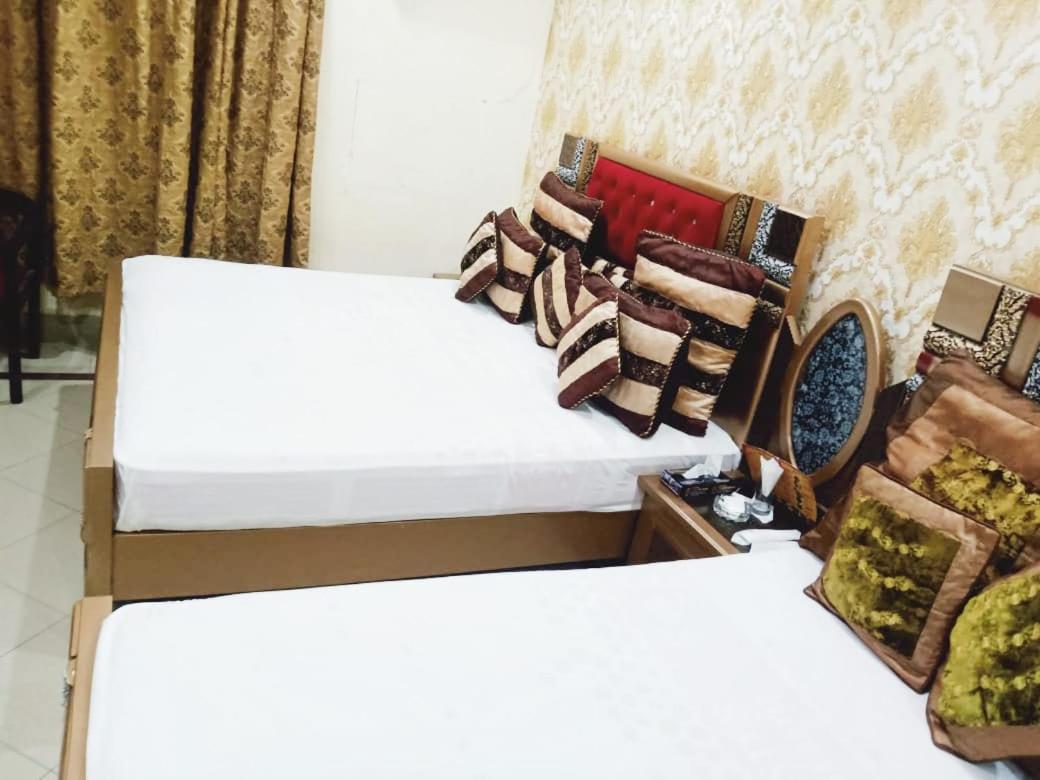 Hotel Pak Continental มุลตาน ภายนอก รูปภาพ
